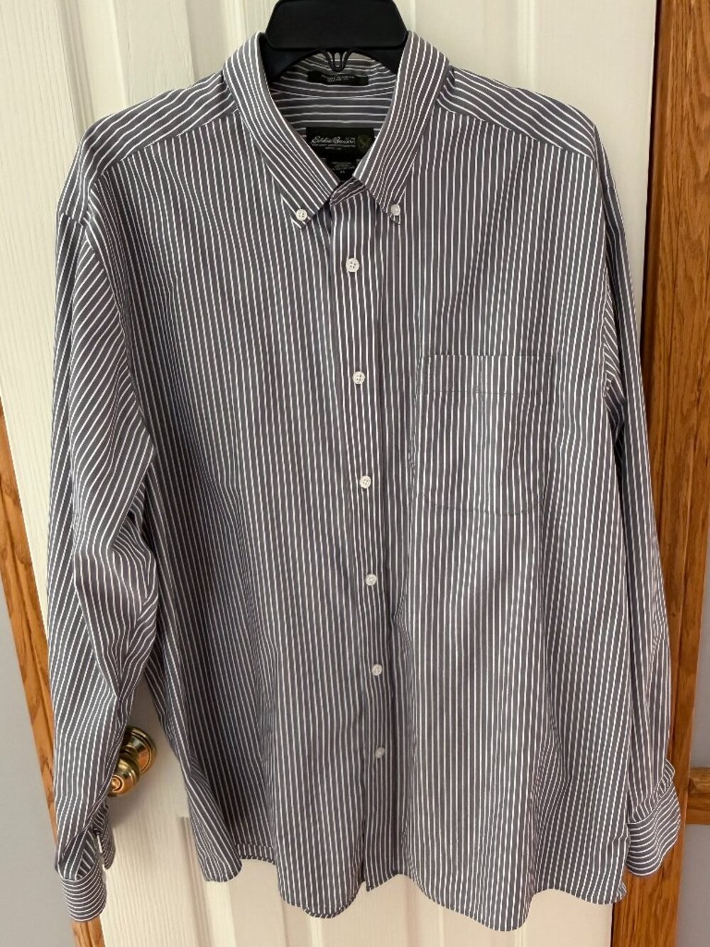 Eddie Bauer Mens Dress Shirt Wrinkle Resistant Relaxed Fit Size XL Collar Work